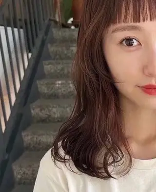 カラー 竹内 穂乃佳のヘアスタイル