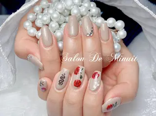 ネイル Momo 🤍のネイルデザイン