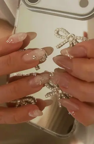 ネイル Lua.nail所属・🫧Lua.nail 🍒emuのネイルデザイン