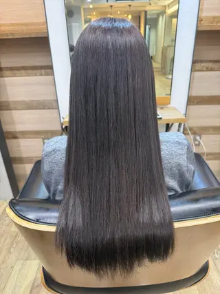 ロング THREE noon所属・德永 なつきのヘアスタイル