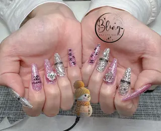 ロング Bling Salonのネイルデザイン