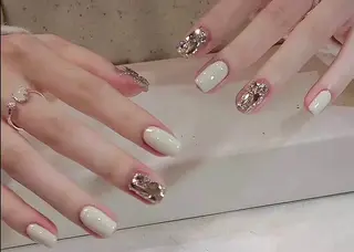 ネイル 高木 維麗絲のネイルデザイン