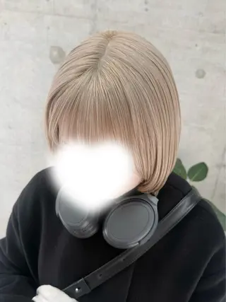 ミディアム ハイトーン×艶カラー 🤍MIZUKIのヘアスタイル