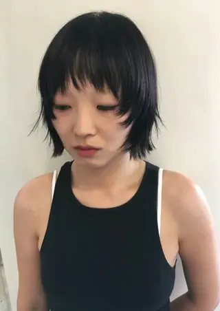 ショート Haco＋所属・ウルフ/レイヤー Miinaのヘアスタイル