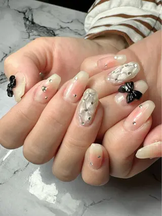 ネイル 新山 聖のネイルデザイン