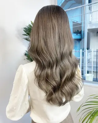 ロング カラー パーマ ヘアアレンジ メンズ キッズ ネイル マツエク・マツパ アイブロウ 韓国風×透明感カラー 髪質改善オタベシンヤのヘアスタイル