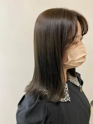 セミロング カラー ベージュカラー🐑 レイヤー🤎塚原優芽のヘアスタイル