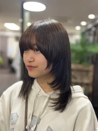 セミロング assem blage所属・assemblage 江川羽南のヘアスタイル