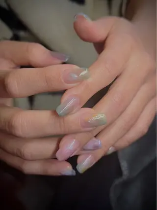 ミディアム 小河 仁美のネイルデザイン