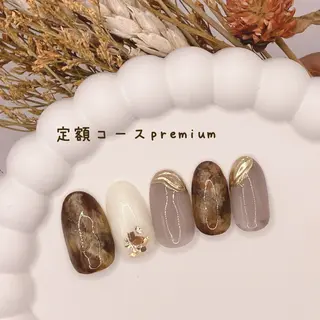 ネイル Ema salon satomiのネイルデザイン