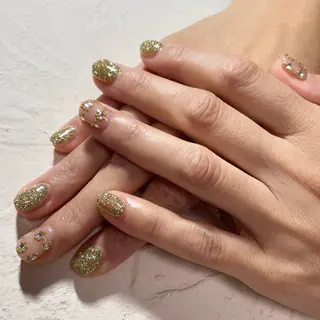 ネイル nail.gorin所属・吉村 優子のネイルデザイン