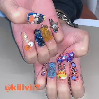 ネイル BLUEM なな🐶のネイルデザイン