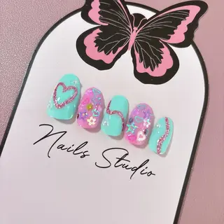 ネイル MignonReve所属・MignonReve 🎀Sayaのネイルデザイン