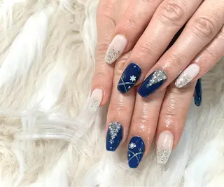 ネイル Nail&eye Belire 新宿のネイルデザイン