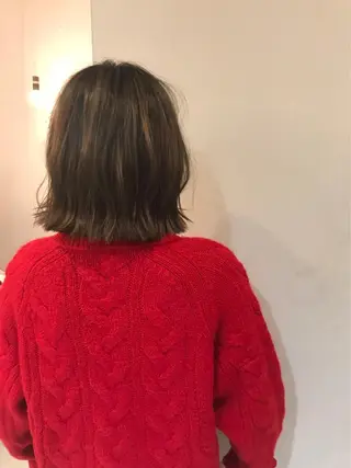 ミディアム カラー ture by gladのヘアスタイル