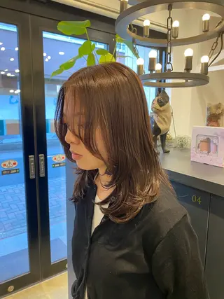 セミロング 柴田 枝利子のヘアスタイル