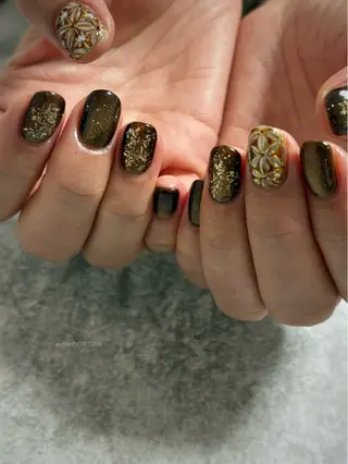 ネイル FIORITURA Maikoのネイルデザイン