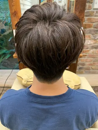 カラー sand &rose所属・逗子🫧透明感カラー しゅんやのヘアスタイル