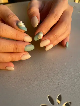 ネイル 谷 友梨香のネイルデザイン