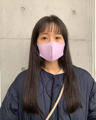 セミロング カラー カネコ ユカリのヘアスタイル