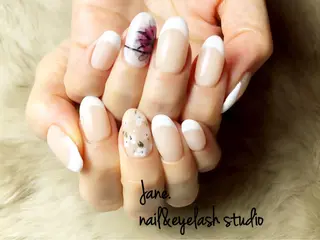 ネイル Yakko pas á pasのネイルデザイン