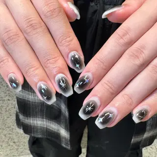 ネイル RIEKO🍒 ワンホン♡推しネイルのネイルデザイン