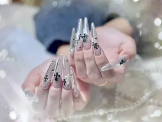 ロング Rola kira 麗のネイルデザイン