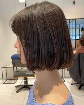 ミディアム 艶レイヤー/艶髪矯正 /ケラトリ/石井のヘアスタイル