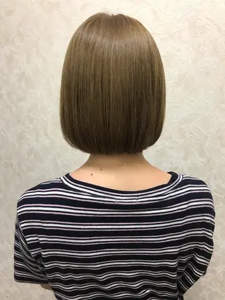 ショート カラー ブリーチ/髪質改善/ レイヤー/YUTO‎のヘアスタイル