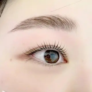 マツエク・マツパ アイブロウ ラペーシュ　アヴニール所属・ラペーシュ アヴニールのマツエク・マツパデザイン