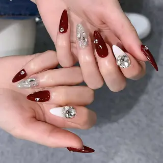 ネイル Queens みなみのネイルデザイン