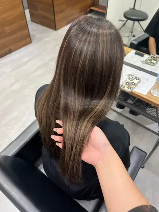 ロング カラー いろあそび所属・12月限定🉐カット モデル募集🉐のヘアスタイル