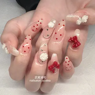 ネイル R inのネイルデザイン