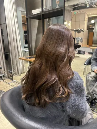 ロング 西田 美侑/カットモデルのヘアスタイル