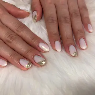 ネイル 西岡 杏のネイルデザイン