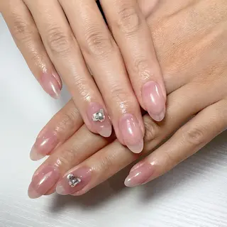 ネイル White nail上本町店所属・荒木 綾花のネイルデザイン