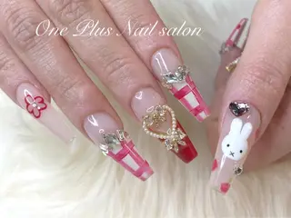 ネイル One Plus Nail Salonのネイルデザイン