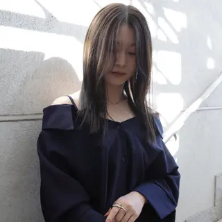 ミディアム カラー nonoka オリーブ/レイヤーのヘアスタイル