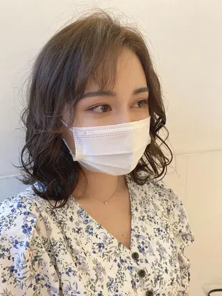 ミディアム 勝沼 佑季のヘアスタイル