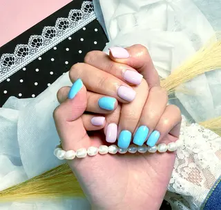 ネイル pink ladyサロン所属・べ にのネイルデザイン