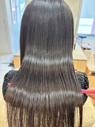 ロング ガレリア  名駅オーキッドGビル店所属・名駅／艶髪ストレート ／ヘッドスパ／伴怜奈のヘアスタイル