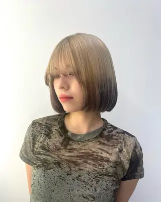 ショート イシカワ シオリのヘアスタイル