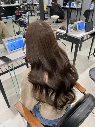 カラー ヘアアレンジ エフェクトブリーチ 神戸 三宮 麟太郎のヘアスタイル