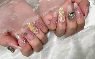 ネイル Roi〈ロワ〉 Minakoのネイルデザイン