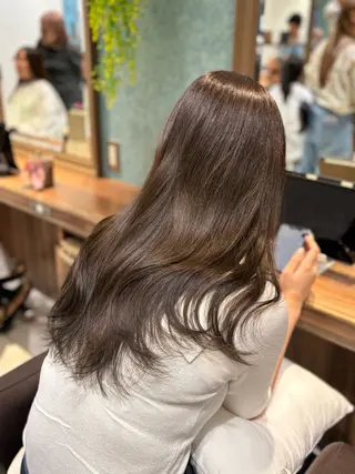 セミロング カラー ツヤ髪縮毛矯正💫/ ハイトーン/あゆみのヘアスタイル