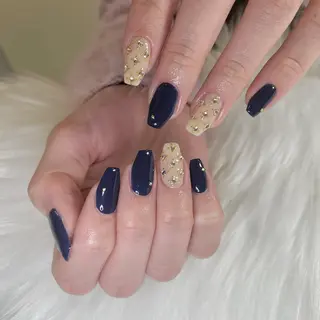 ネイル Kanako 💫のネイルデザイン