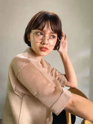 ショート 柔らかブラウン/顔周 りレイヤー♡ユウシのヘアスタイル