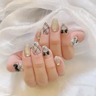 ネイル Annailsalon所属・E miのネイルデザイン