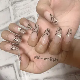 ネイル 💅ネイルハウス🏡 🎀TOMO🎀のネイルデザイン