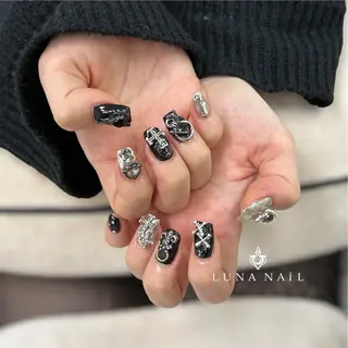 ネイル アトリエ　ミモザ所属・いまむら あかりのネイルデザイン